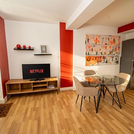 Cozy And Modern 2-Bed Apartment Swansea Eksteriør bilde