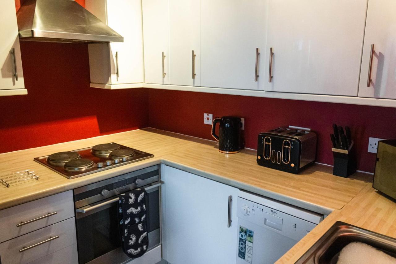 Cozy And Modern 2-Bed Apartment Swansea Eksteriør bilde