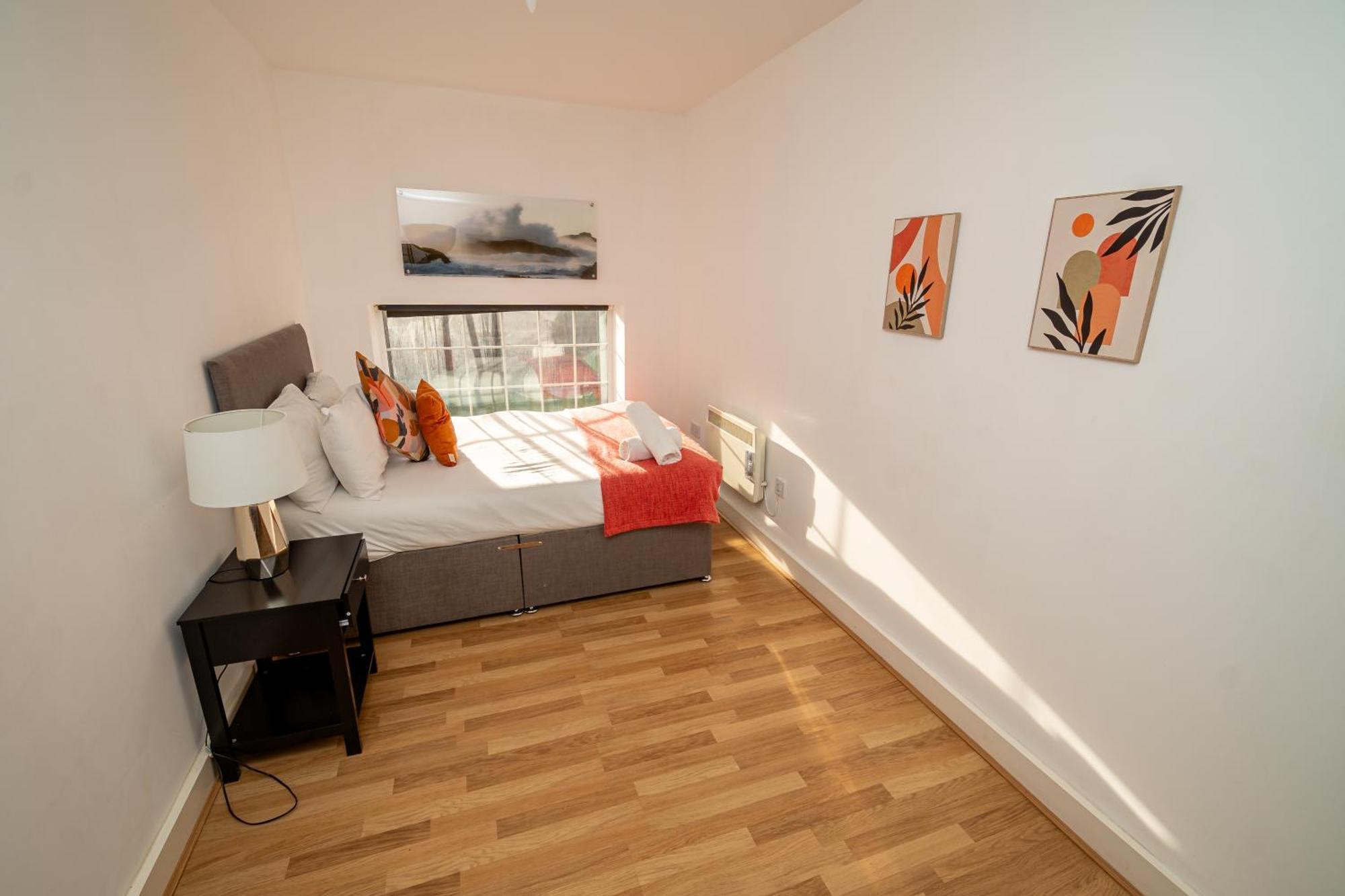 Cozy And Modern 2-Bed Apartment Swansea Eksteriør bilde